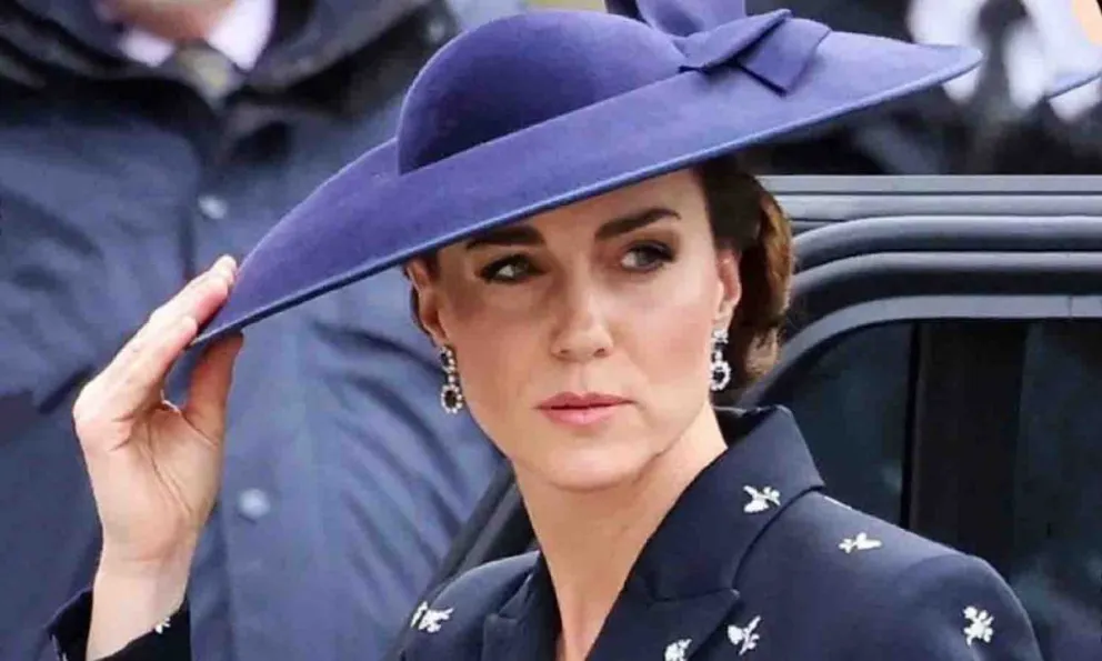 Arde el Palacio de Buckingham: regresa la amante de Guillermo y desata la furia de Kate Middleton