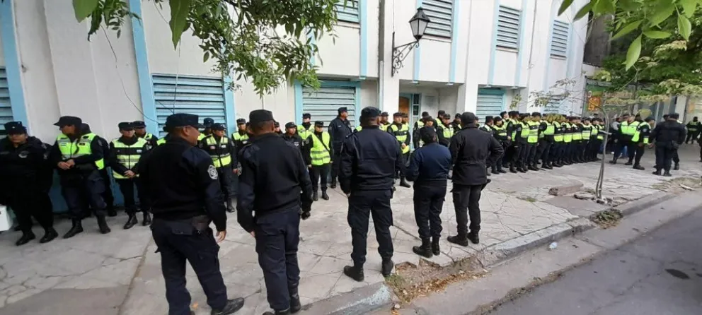 Hoy juega Gimnasia y Tiro de local y así es el despliegue policial