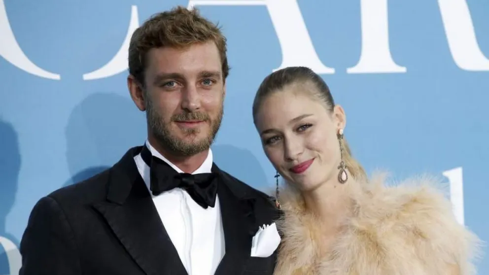 Así fueron vistos Pierre Casiraghi y Beatrice Borromeo en representación de la familia Grimaldi
