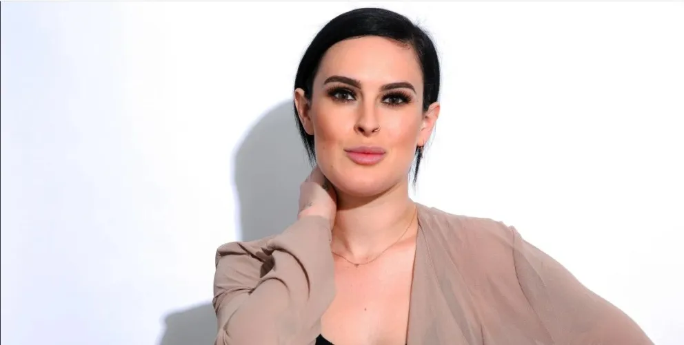 Preocupa la salud de Rumer, la hija de Bruce Willis y Demi Moore: dramática y desesperada publicación