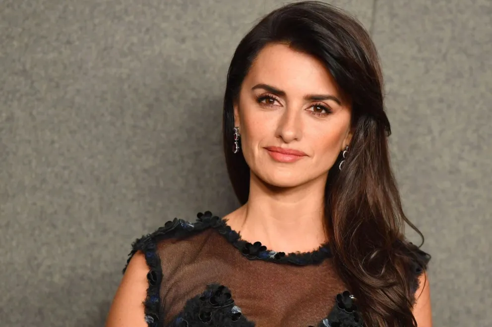 El deslumbrante y atractivo look con el que Penélope Cruz se robó todas las miradas en India