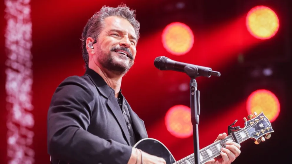 Ricardo Arjona: la feroz campaña que enfrenta, por sus controvertidos dichos contra las mujeres