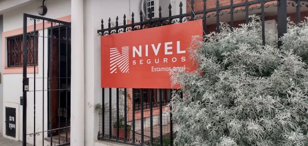 Lo quisieron apretar: docente denuncia estafa por parte de Nivel Seguros