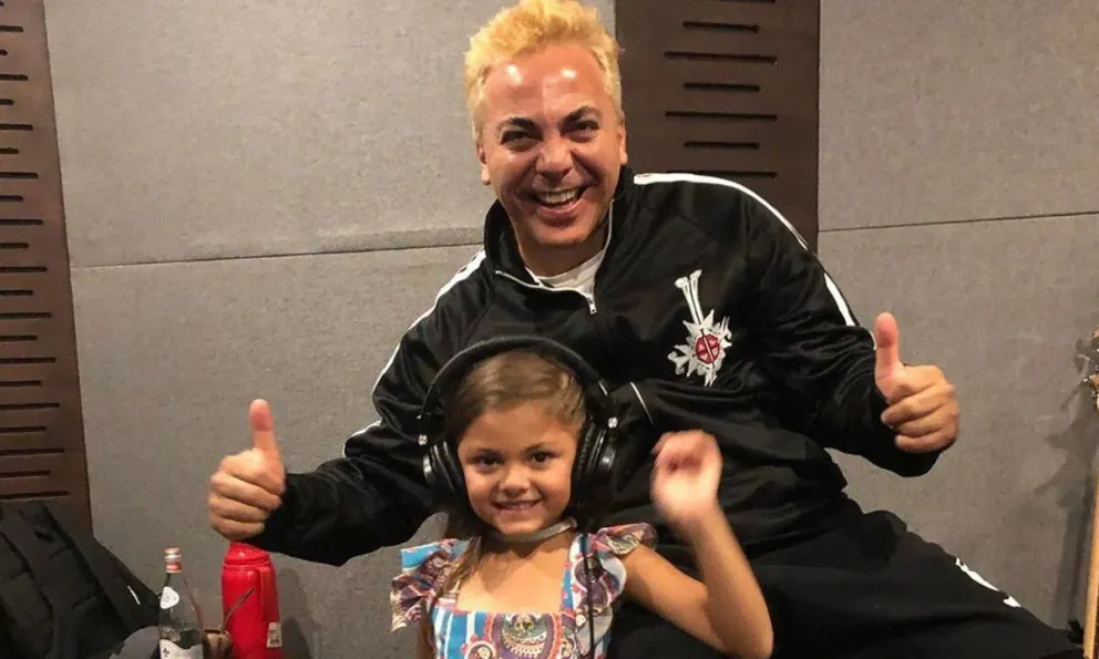 Conocé al futuro fenómeno artístico que podría desplazar a Cristian Castro de su carrera y escenarios