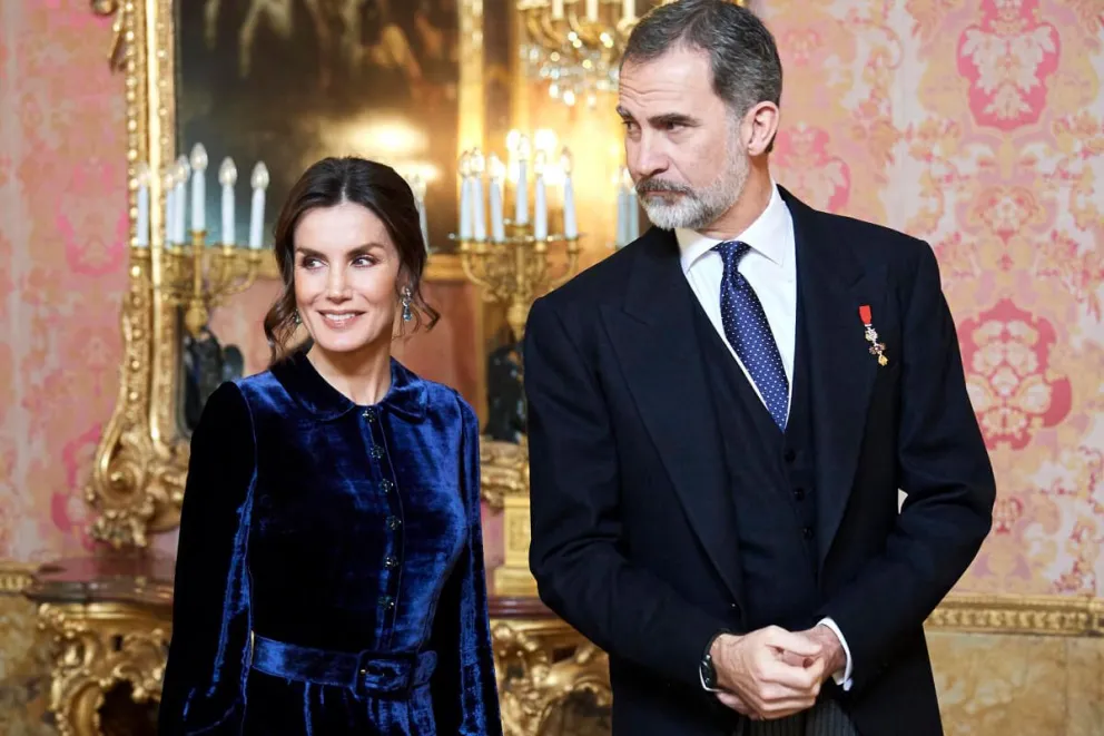 Fuerte petición a la Casa Real: una persona del pasado de Letizia arremete contra el rey Felipe VI 