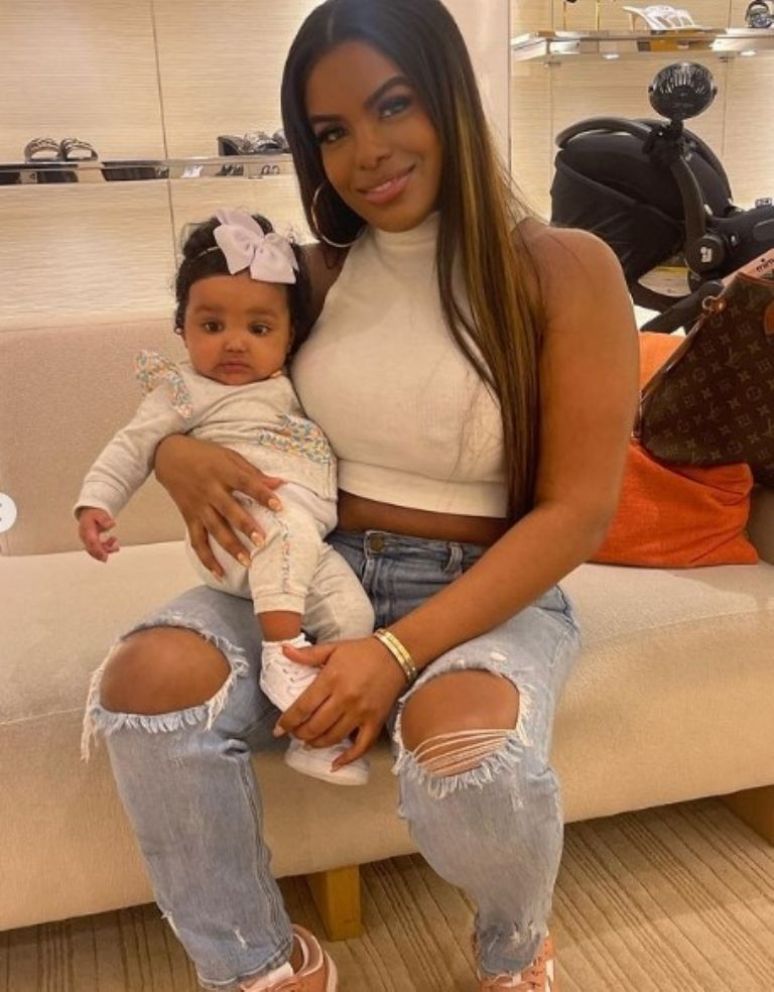 anuel aa hija