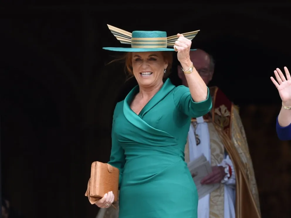 Las impactantes revelaciones de Sarah Ferguson que sorprendieron a todos sobre los cogis de la reina Isabel II