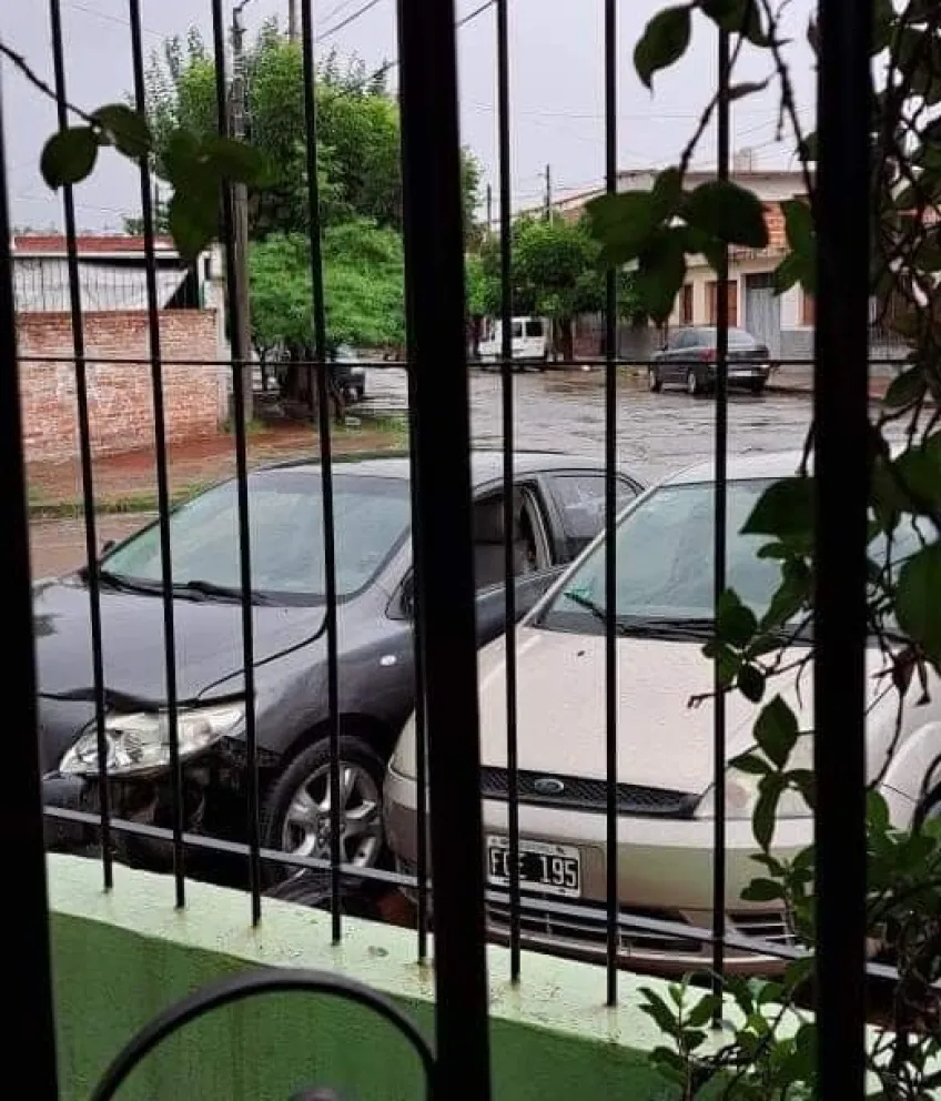 Gran preocupación por ola de accidentes en calle Pedernera: ¡nadie hace nada!