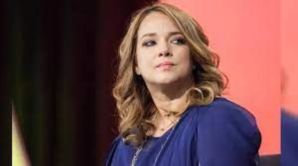 Adamari López a los gritos y furiosa con Telemundo: fue despedida y ya tiene reemplazo en “Hoy día”