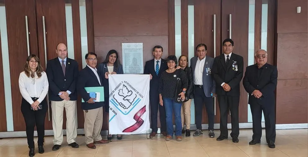 Se realizó un emotivo homenaje a los salteños veteranos y caídos en Malvinas
