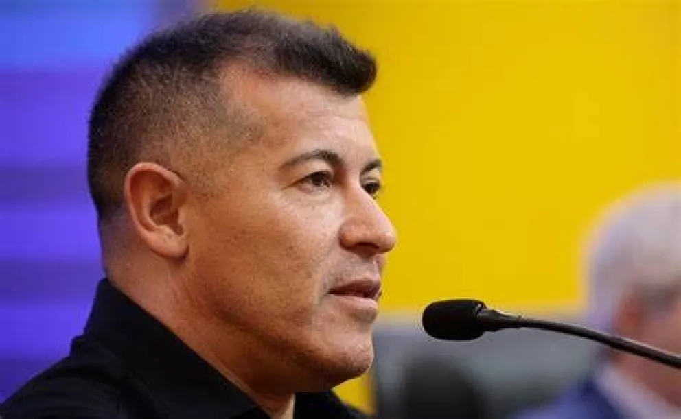 Dolor de cabeza para Jorge Almirón de cara al superclásico, Boca no tendrá a una de sus figuras