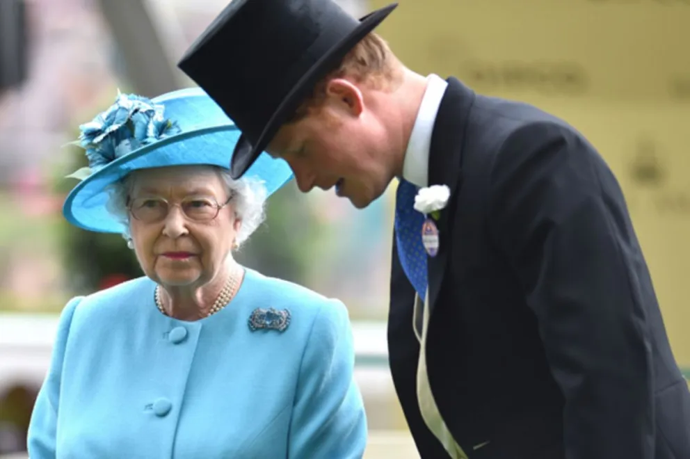 No importaba si el príncipe Harry moría: brutal revelación sobre los deseos de Isabel II