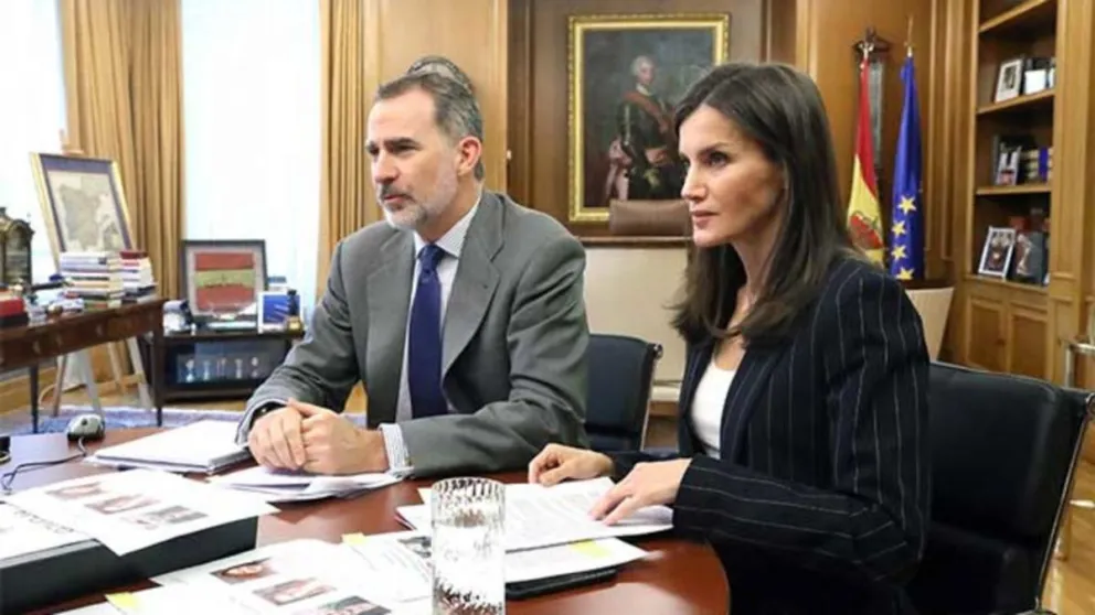 Ya está firmado y no hay vuelta atrás: la Reina Letizia se lo advirtió al Rey Felipe