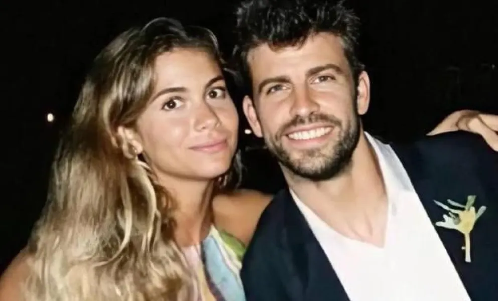 Clara Chía actúa de esta insólita manera tras los rumores de que es trans: Pique alarmado