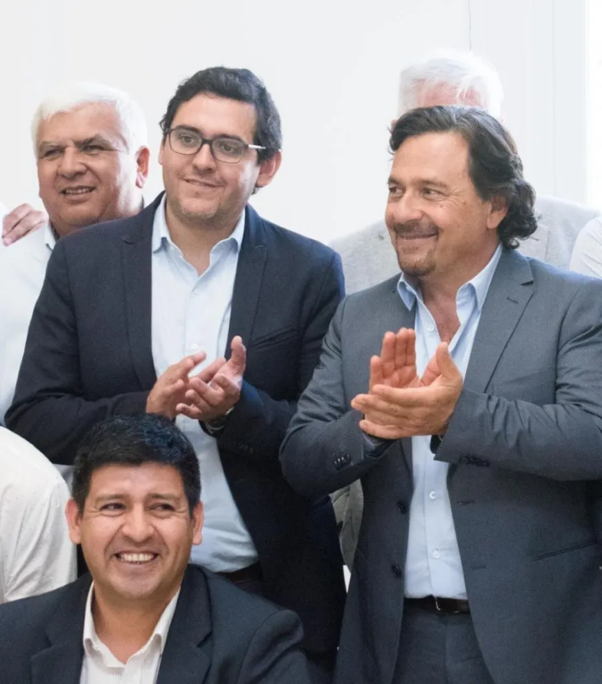 Gustavo Solís aseguró coincidir en proyectos con Gustavo Sáenz 