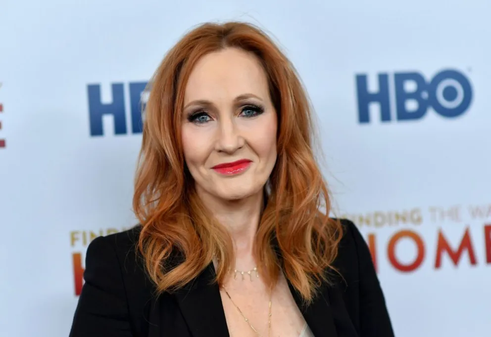 Confirmado: J.K. Rowling tendrán un rol importante en la nueva serie de Harry Potter