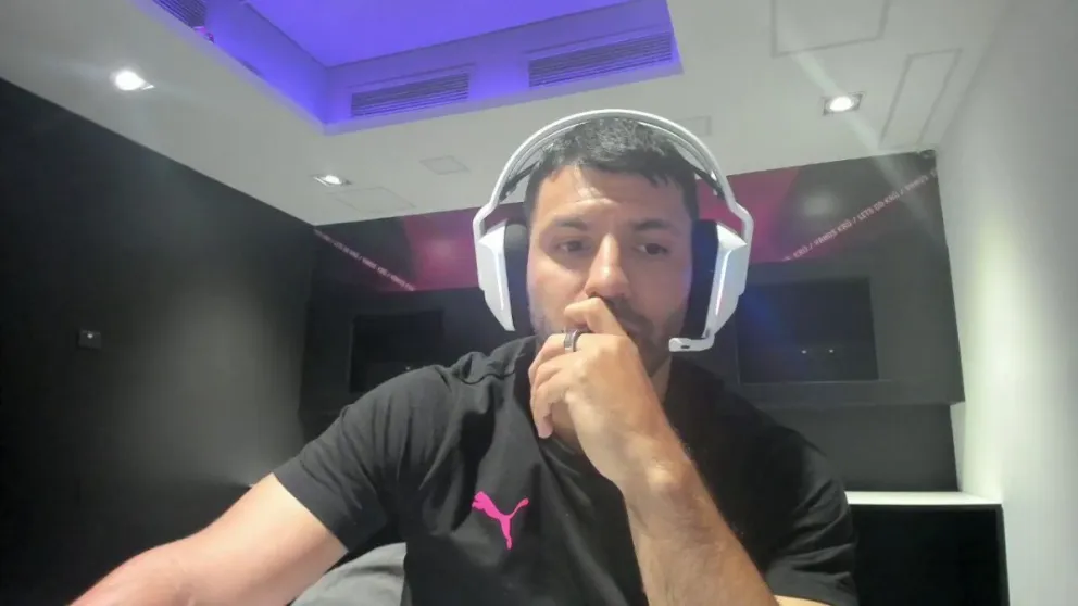 La drástica noticia que provocó que el Kun Agüero interrumpiera el Twitch: terror en sus fans