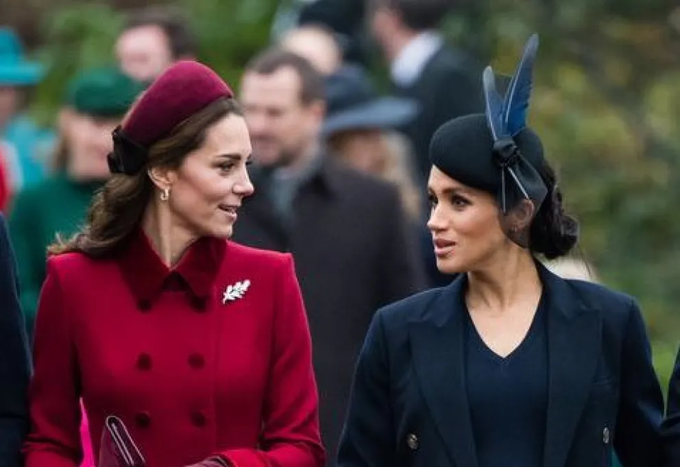 La insólita reacción de Kate Middleton a la ausencia de Meghan en la coronación: Harry en pánico