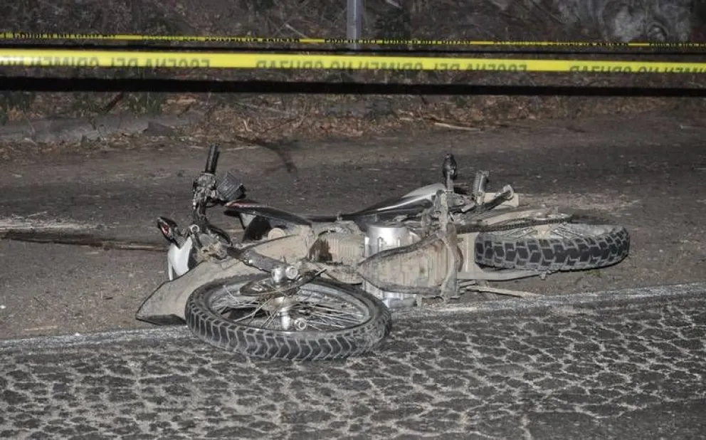 Policía murió luego de ser chocado por un auto camino a San Agustín