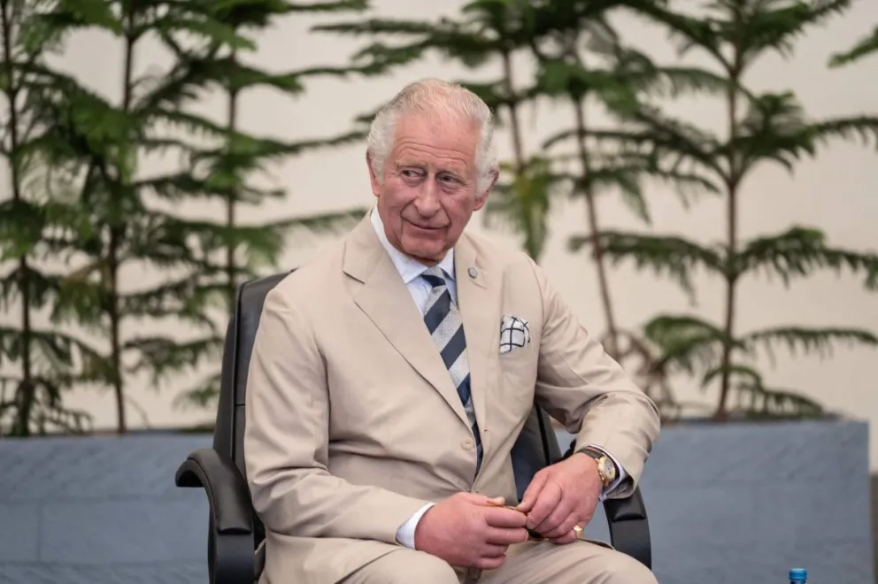 El rey Carlos III atónito tras la reveladora encuesta sobre su coronación: Camilla Parker desconcertada