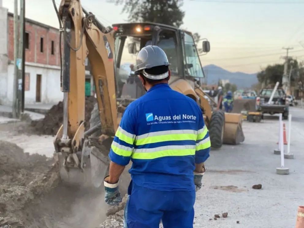 Desde Aguas del Norte advirtieron que Javier Milei sería una “catástrofe” para los proyectos hídricos en Salta