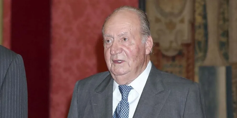 No es King Corb: el lanzamiento literario de María Zurita que deja muy bien parado a Juan Carlos I