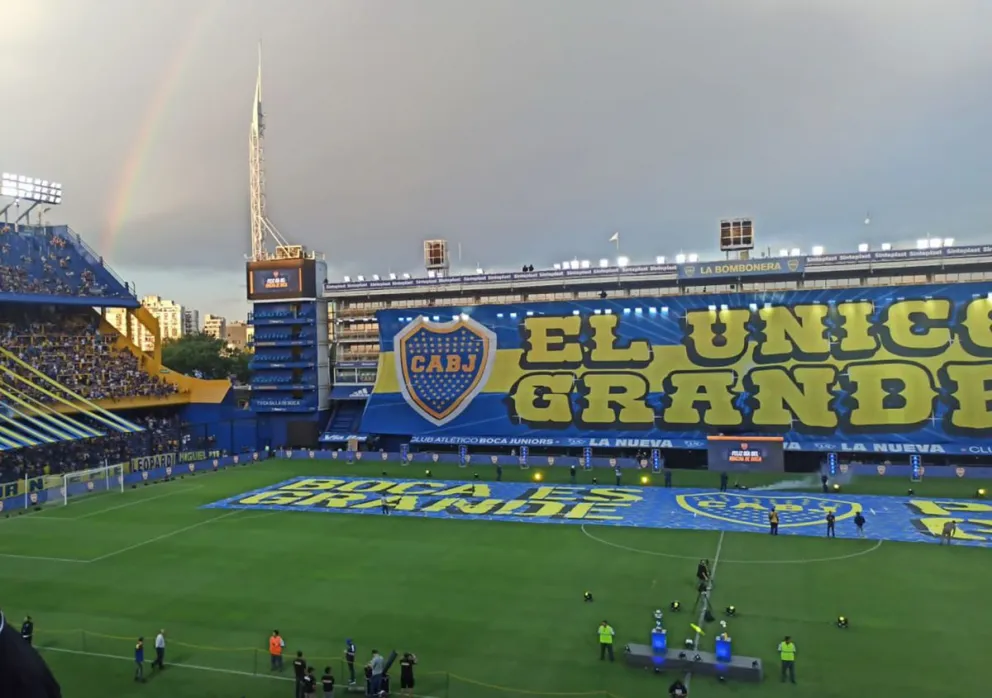 Es un excelente futbolista, jugó tres temporadas en Boca y los hinchas ruegan que vuelva al club 