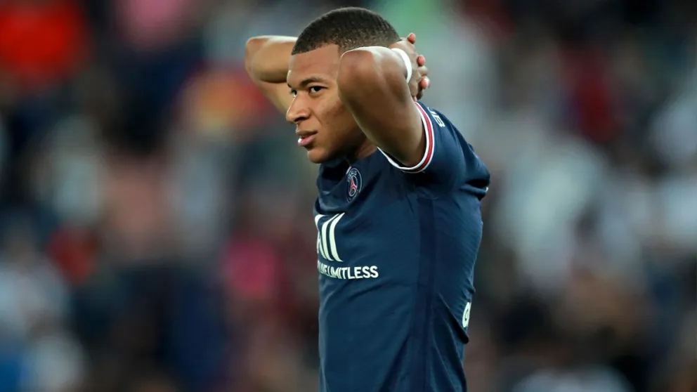 Como Papu Gómez: el famoso futbolista acusado de utilizar brujería para lesionar a Kylian Mbappé