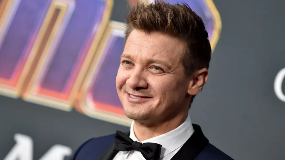 Jeremy Renner: se viralizó un impactante video que muestra cómo fue su terrible accidente