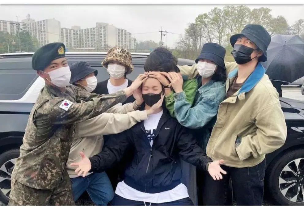  J-Hope incia su nueva etapa en el servicio militar y así fue el último adiós con BTS
