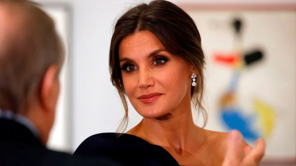 Tras separarse del Rey Felipe VI, la reina Letizia abandona el palacio real 