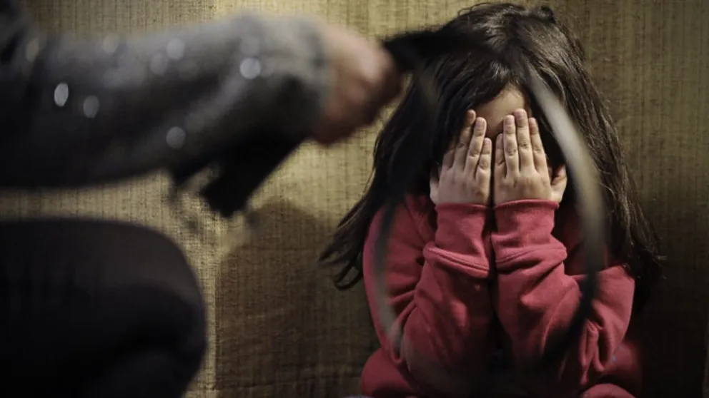 Ocho operadoras del Hogar “Casita Feliz” maltrataban a niños y los obligaban a bañar con agua fría    