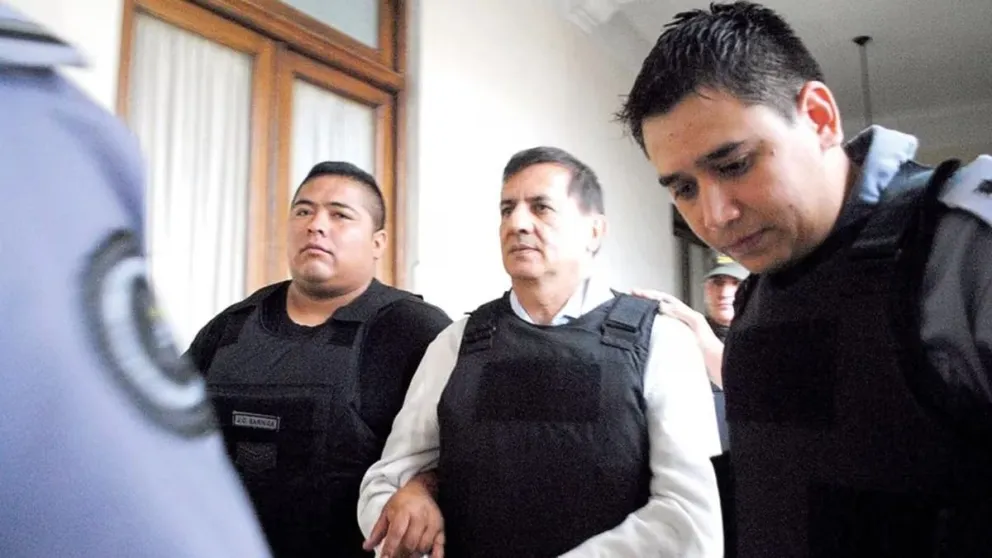 Exigía pagos para favorecer en los juicios, condenan al ex juez federal de Orán