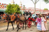 Una por una las royals que sorprendieron en la Feria de Abril de Sevilla por impresionantes looks