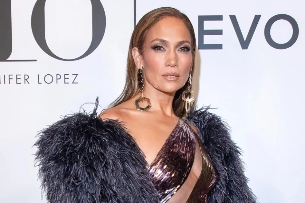 Esta es la exhaustiva rutina que practica JLo y Olivia Wilde para obtener un envidiable abdomen tonificado