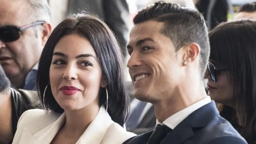 Un lujo: así es el jardín de la excéntrica residencia de Georgina Rodríguez y Cristiano Ronaldo