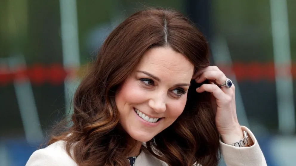 Kate Middleton sorprende con ajustado vestido que sentaría como un guante a Camila