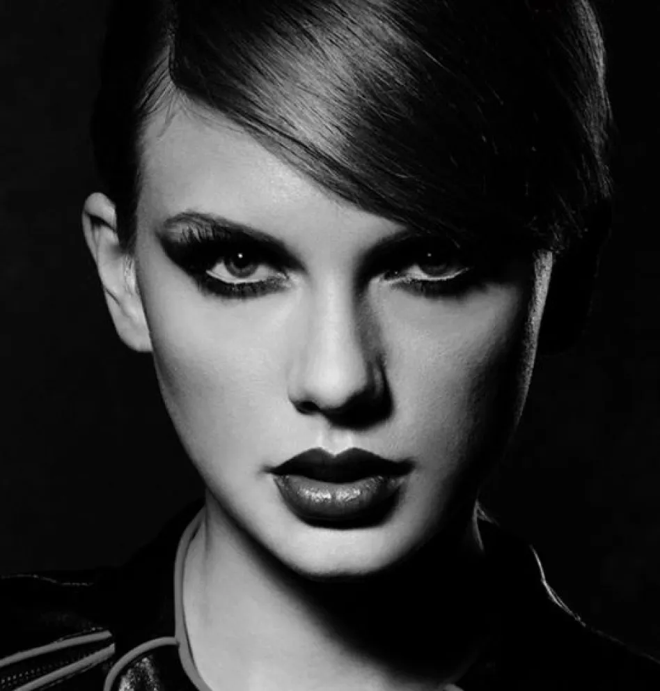 En memoria a Lady Di: Taylor Swift es comparada con la princesa de Gales tras revelarse polémica foto
