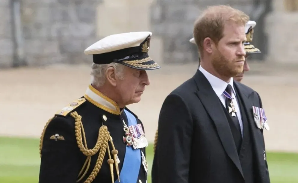 La humillación que tiene preparada el rey Carlos III para la presentación del príncipe Harry en la Coronación