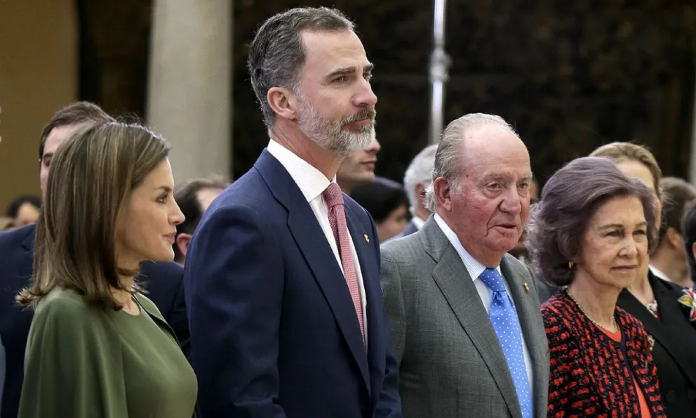 Juan Carlos I y Letizia lo desbordaron: la razón por la que el rey Felipe VI llamó llorando a la reina Sofía