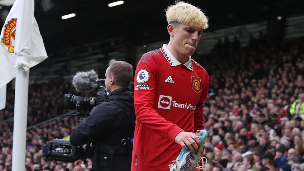 Alejandro Garnacho no lo puede creer: el inesperado anuncio del Manchester United