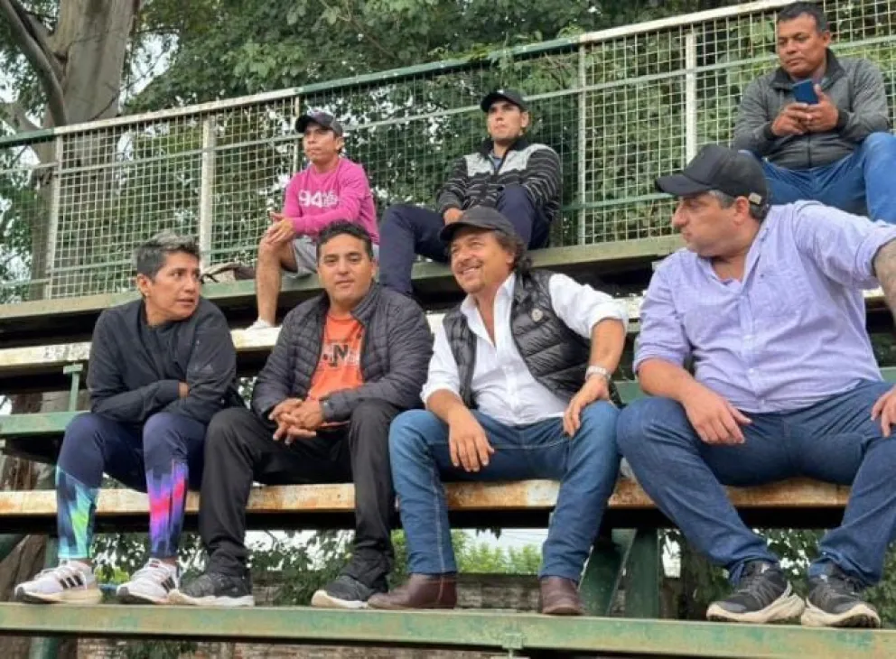 Gustavo Sáenz visitó el Campeonato de los Barrios y destacó: "Consolidan valores, inclusión, integración y contención"