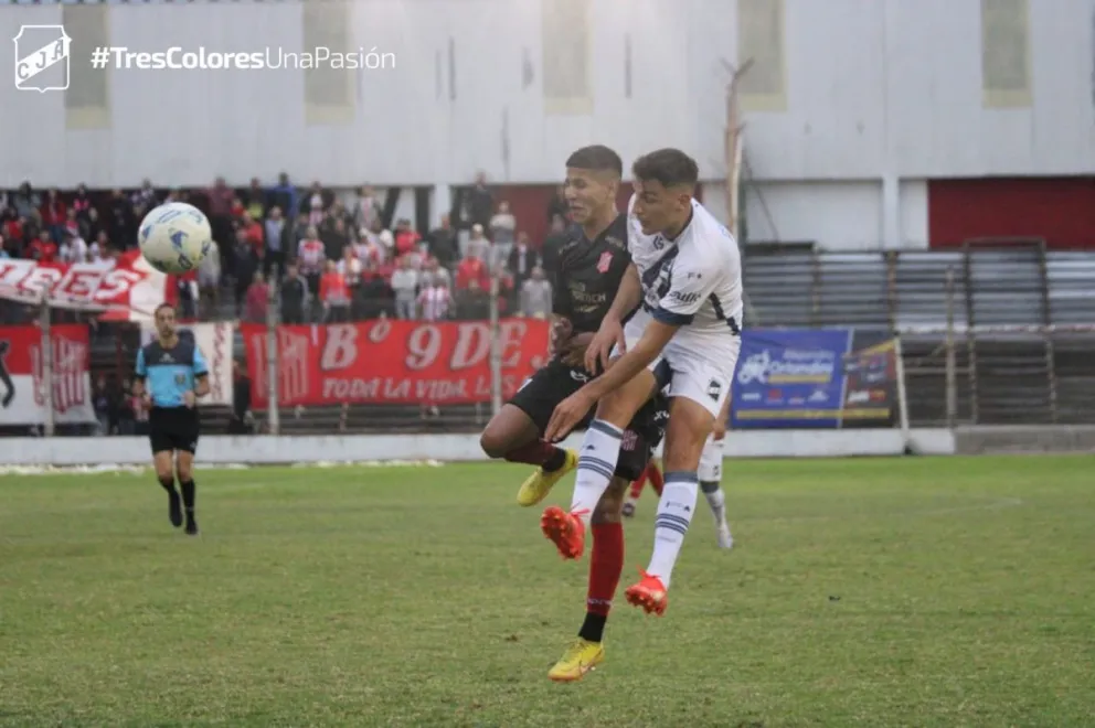Fundamental triunfo de Juventud Antoniana ante 9 de Julio: fue 1 a 0 en Rafaela