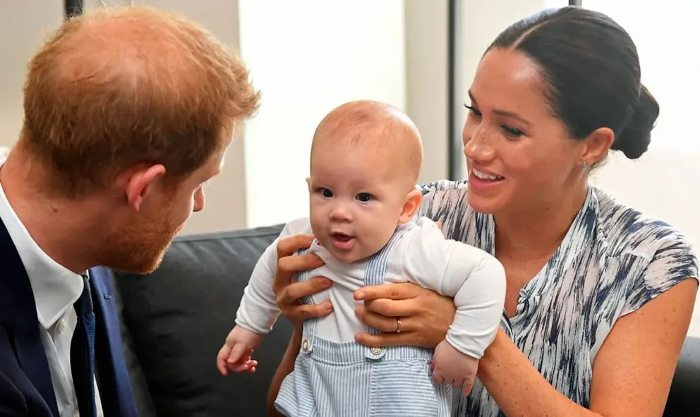 No es como muchos piensan: afirman que Meghan no asistirá a la coronación el 6 de mayo por la carta con tono ‘racista’ sobre su hijo Archie