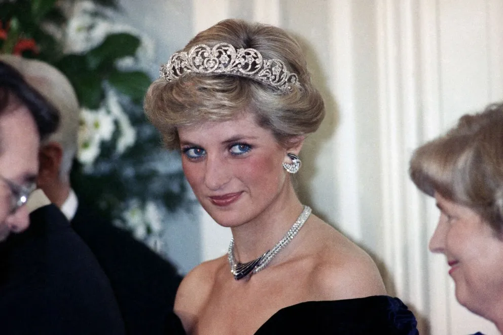 Confidente revela que Lady Di en realidad tenía miedo de llegar a ser reina