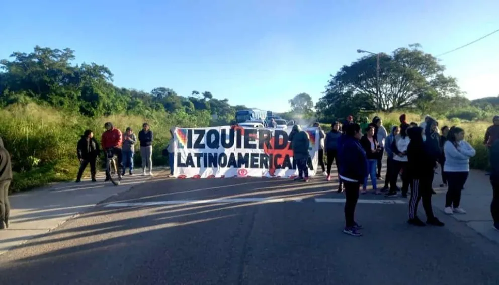 Hay corte total en la ruta nacional 34: manifestantes reclaman por obras de agua  