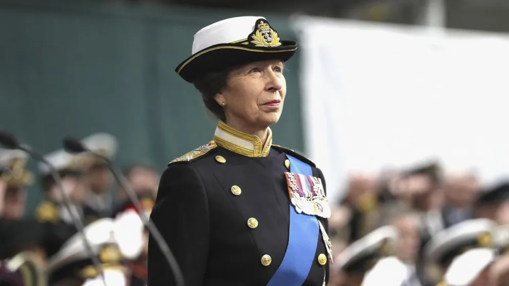 La princesa Ana le roba el protagonismo a Camila Parker y deslumbra en un evento de la familia real