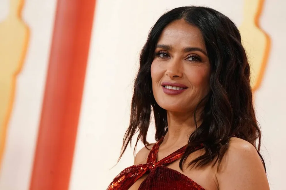 Salma Hayek brilló en la gala de la revista Time: causó furor con este alucinante vestido