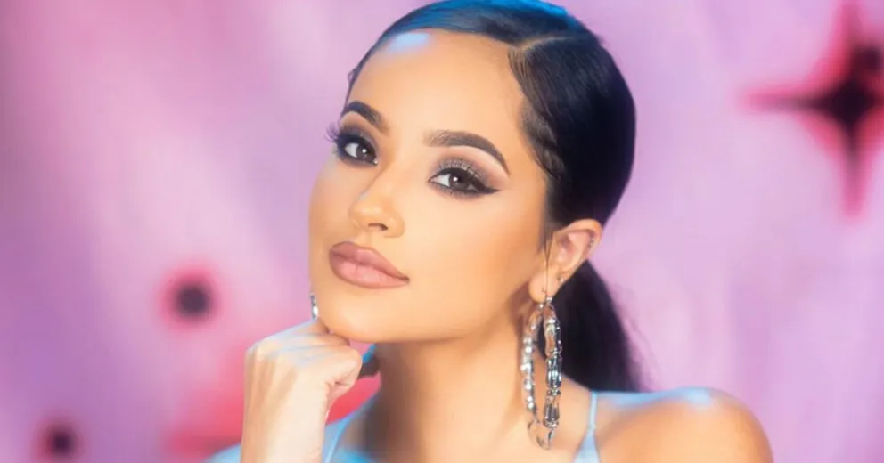 Romance en puerta: Becky G comparte una química explosiva con un famoso cantante