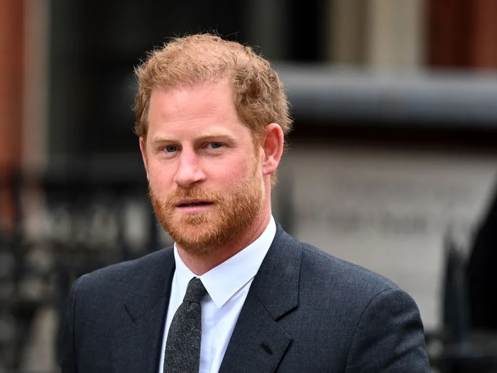 Sin Meghan Markle cerca, el príncipe Harry hizo una impactante confesión: a este país se mudaría
